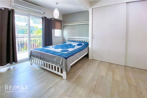 Modern 3 Bedroom Townhouse in Sukhumvit 65 - Prime Location