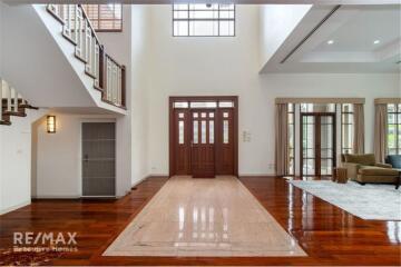 Charming 4 Bedroom Detached House with Private Swimming Pool in Sansiri Sukhumvit 67