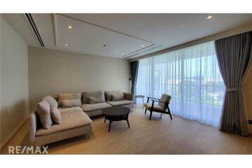 Newly Renovated Modern 31 Bedroom Condo for Rent in Sathorn Soi 1