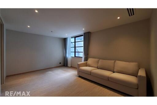 Newly Renovated Modern 31 Bedroom Condo for Rent in Sathorn Soi 1