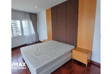 Apartment near BTS Phrompong Station