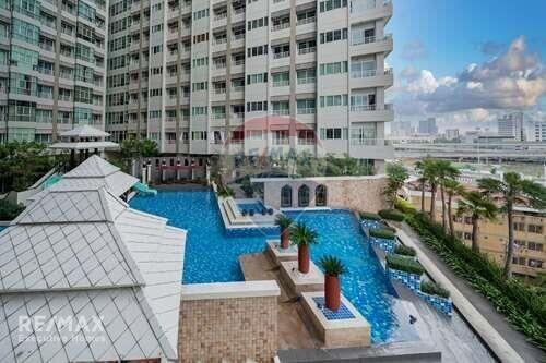 Luxurious Fourwings Residence Condo in Bangkapi - Spacious and Elegant Living