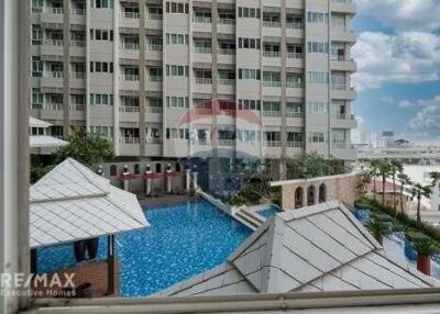 Luxurious Fourwings Residence Condo in Bangkapi - Spacious and Elegant Living