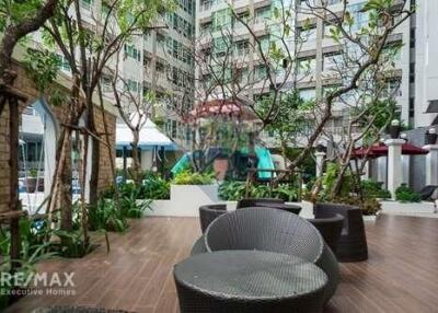 Luxurious Fourwings Residence Condo in Bangkapi - Spacious and Elegant Living