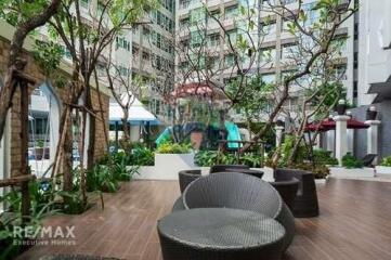 Luxurious Fourwings Residence Condo in Bangkapi - Spacious and Elegant Living