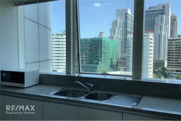 2 Bed Condo for Rent at Millennium Sukhumvit with BTS Asoke 13 Mins Walk