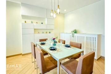 Spacious 3 Bed Condo for Rent near Saladaeng BTS in Silom Area