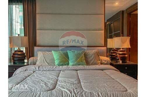 Spacious 3 Bed Condo for Rent near BTS Phrom Phong - BTS Thonglor