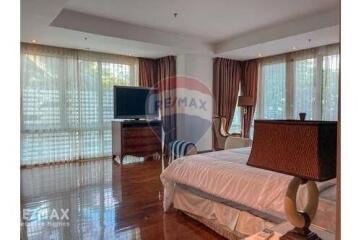 Spacious 3 Bed Condo for Rent near BTS Phrom Phong - BTS Thonglor