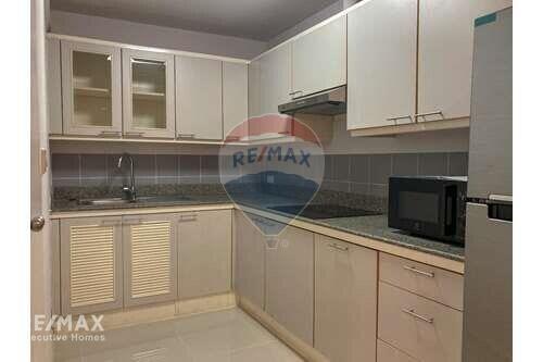 Pet Friendly 1 Bed Condo for Rent near BTS Phrompong - Thonglor