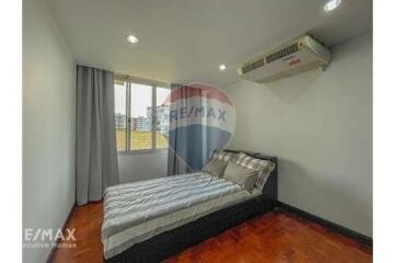 Pet Friendly 2 Bed Condo for Rent near BTS Thonglor Sukhumvit