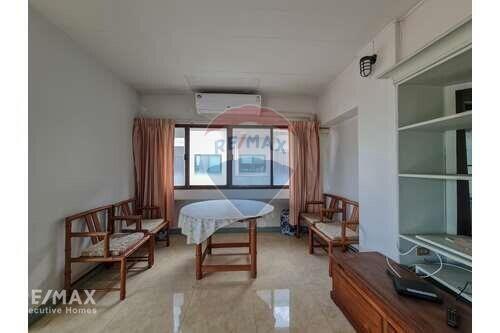 1 Bed Condo for Sale near BTS Phrom Phong - Phetchaburi Road