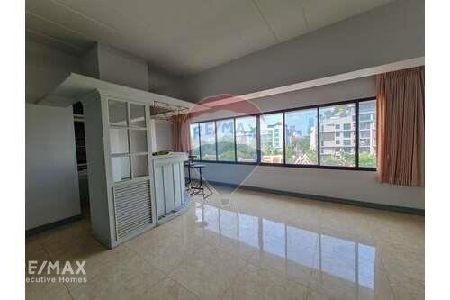 1 Bed Condo for Sale near BTS Phrom Phong - Phetchaburi Road