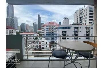 2 Bed Condo for Rent at NIST Sukhumvit 15, BTS Asoke - 13 Mins Walk to BTS Saphan Khwai