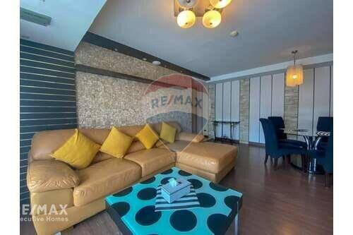 2 Bed Condo for Rent at NIST Sukhumvit 15, BTS Asoke - 13 Mins Walk to BTS Saphan Khwai