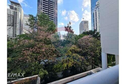 2 Bed Condo for Rent near BTS Phrom Phong (4 Mins Walk) in Sukhumvit 39