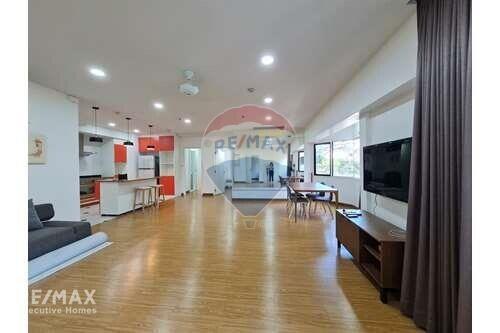 2 Bed Condo for Rent near BTS Phrom Phong (4 Mins Walk) in Sukhumvit 39