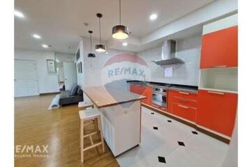 2 Bed Condo for Rent near BTS Phrom Phong (4 Mins Walk) in Sukhumvit 39