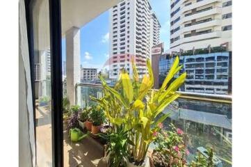 Ready-to-Move-In Condo in Phrom Phong with 3+1 Bedrooms Available