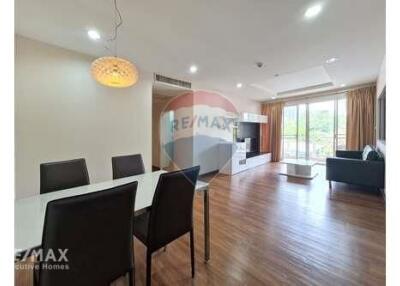 Tranquil 2-Bedroom Condo near BTS Phrom Phong, 14 Mins Walk Away