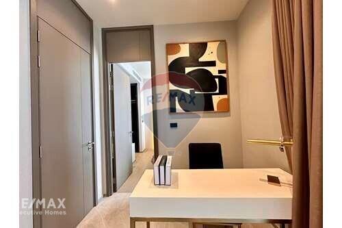 Luxurious 3BR Condo on Sukhumvit Road - Prime Location BTS Thonglor