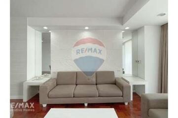 Luxurious 3 Bedroom Condo with 250 Sqm. in Phrom Phong - Newly Renovated