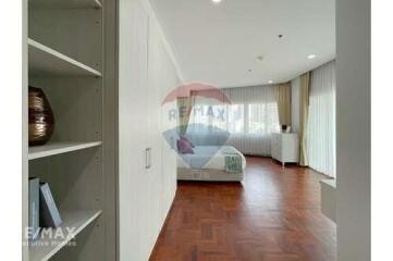 Luxurious 2 Bedroom Condo with Outstanding Amenities in Phrom Phong