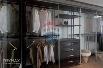 Pet-Friendly Condo with 3 Bedrooms, Renovated in Sukhumvit 71