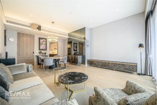 Sophisticated Condo with BTS Thong Lo 17 Mins Walk in Vibrant Tela