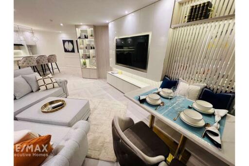 Large 3-bed condo near Sathorn at great price.