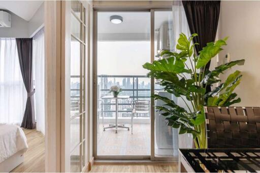 Spacious Condo with Spectacular Views at The Waterford