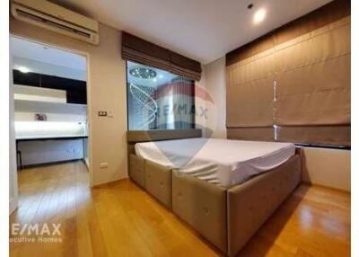 Stunning 1 Bedroom Duplex Condo in Villa Asoke  MRT Phetchaburi 2 Mins Walk