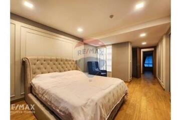 Luxurious Pet Friendly 3 Bedroom Condo with Easy BTS Access in Phra Khanong