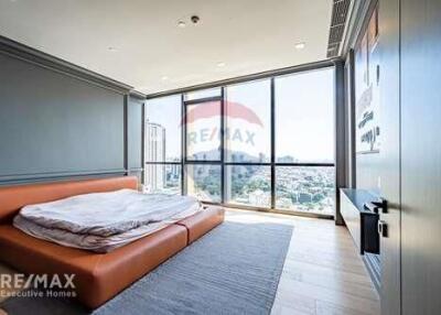 Luxurious 2 Bedroom Condo in Thonglor - Must-See Stunning Property