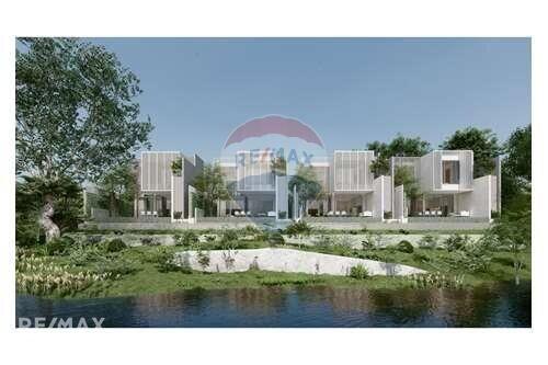 Luxurious Villa in Larimas, Phuket with Stunning Views