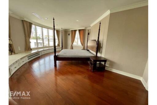 Detached House for Rent in Lat Phrao 35 - Spacious and Modern Single House