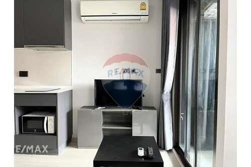 Modern Studio Condo for Rent at Venio Sukhumvit10 - 24 sqm - 16,000 THB/month