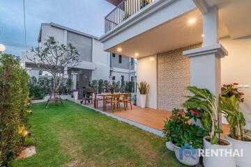 Brand new pool villa in the hear of Pattaya City, Close to international school.