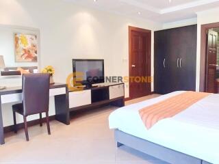 คอนโดนี้มี 1 ห้องนอน  อยู่ในโครงการ คอนโดมิเนียมชื่อ The Residence Jomtien Beach 