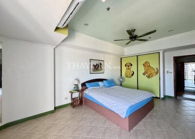 ขาย คอนโด 3 ห้องนอน 278 ตร.ม. ใน  View Talay 2, Pattaya