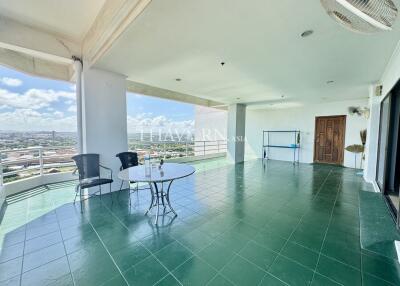 Condo for sale 3 bedroom 278 m² in View Talay 2, Pattaya