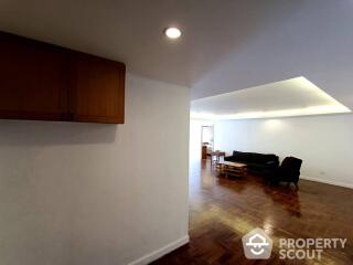 2-BR Apt. in Chong Nonsi