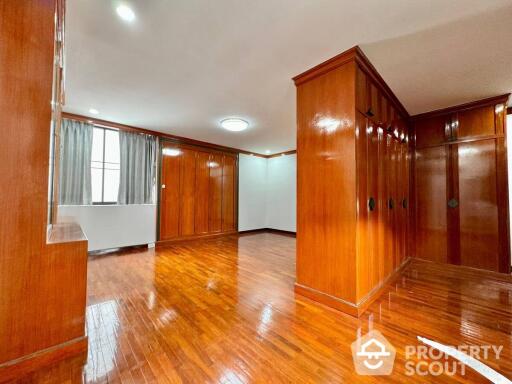 5-BR House at Noble House Thonglor 25 close to Thong Lo