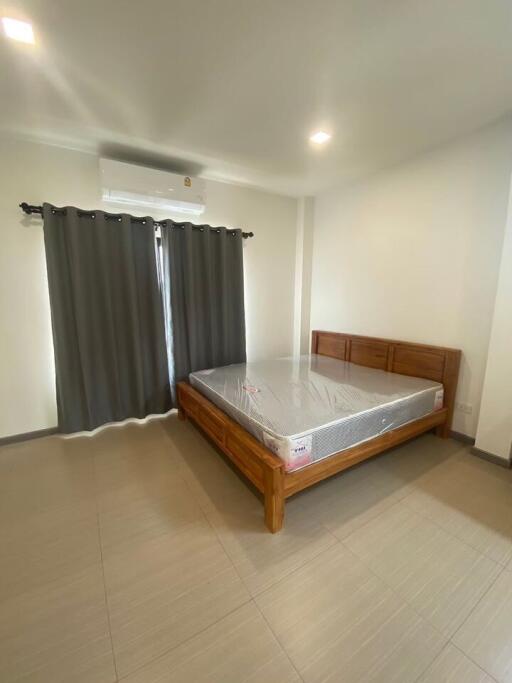 Townhouse for Rent at Han Kaeo , Hang  Dong