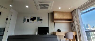 Sukhumvit Suites