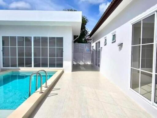 House with swimming pool and patio