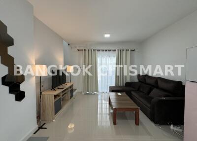 Townhouse at Pleno Town Ladkrabang-Chalongkrung for rent