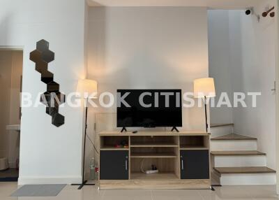 Townhouse at Pleno Town Ladkrabang-Chalongkrung for rent