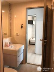 2-BR Condo at Life Ratchadapisek near MRT Huai Khwang