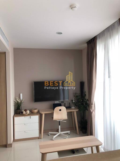 Studio Condo in The Riviera Wong Amat Beach Wongamat C011937